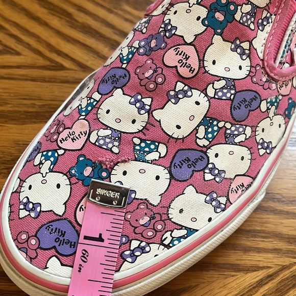 Hello Kitty x Vans Slip Ons Pink / White W10.5 | M9 GUC - Picture 13 of 17